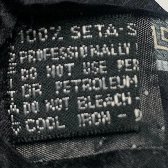 Gianni Versace tie - Picture 4 of 7